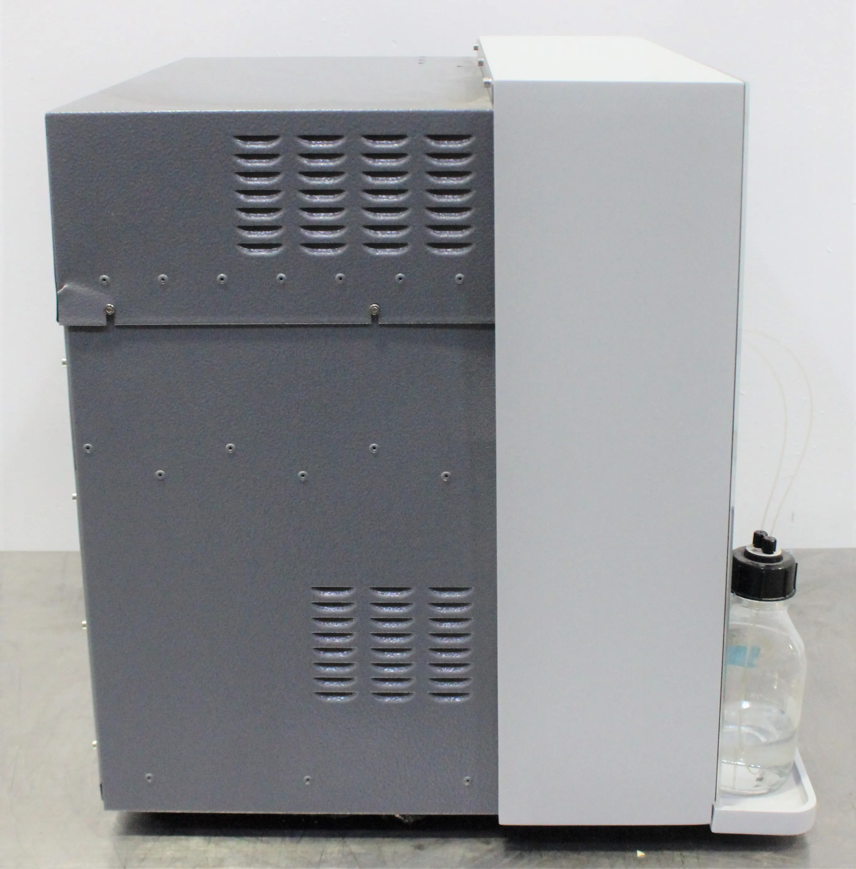 GE Healthcare Biacore X100 Class 2 Used Bioanalyzer