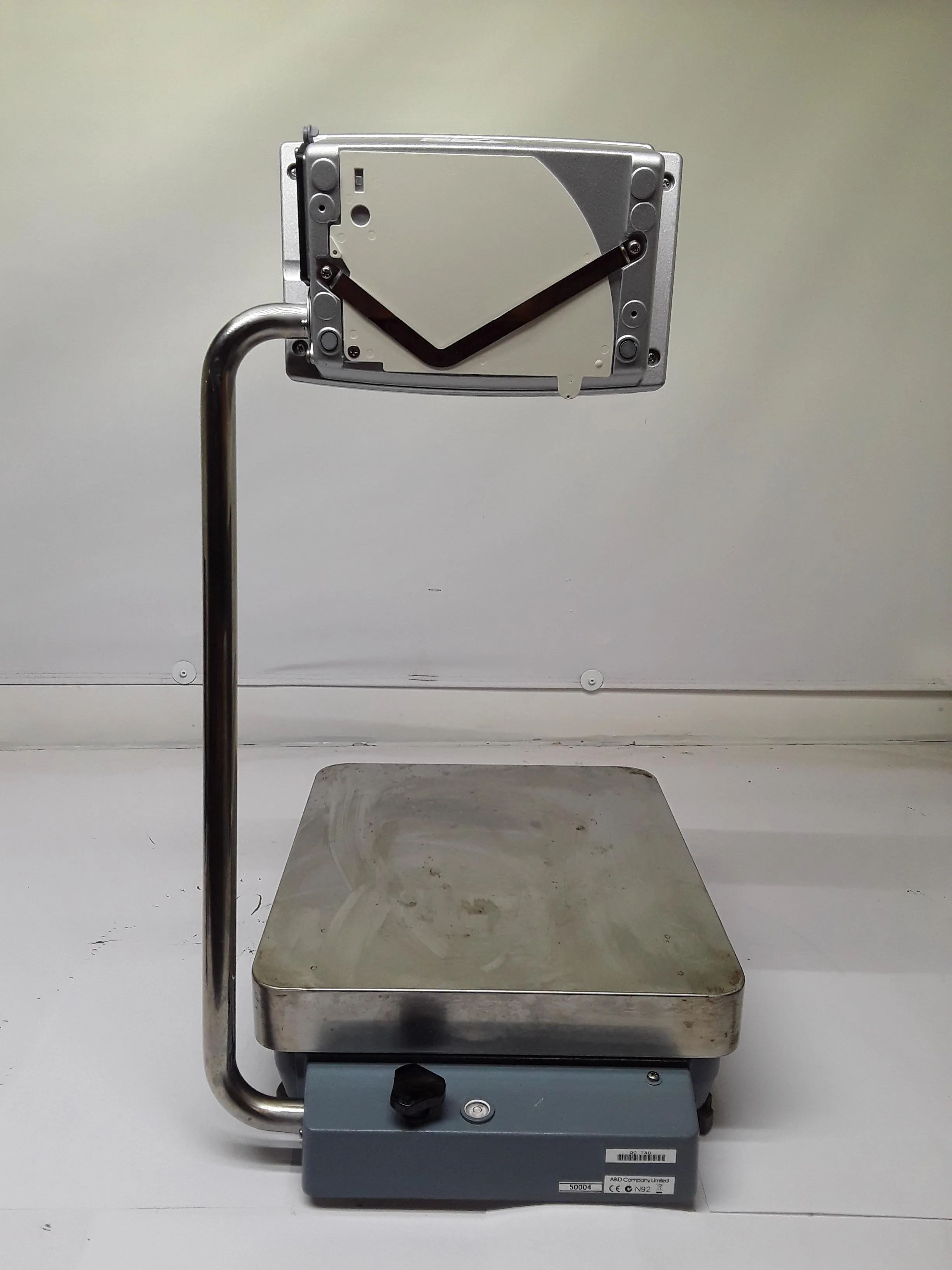 A&D GP-61K Bench Scale / Floor Scale - Precision Industrial Weight Scale