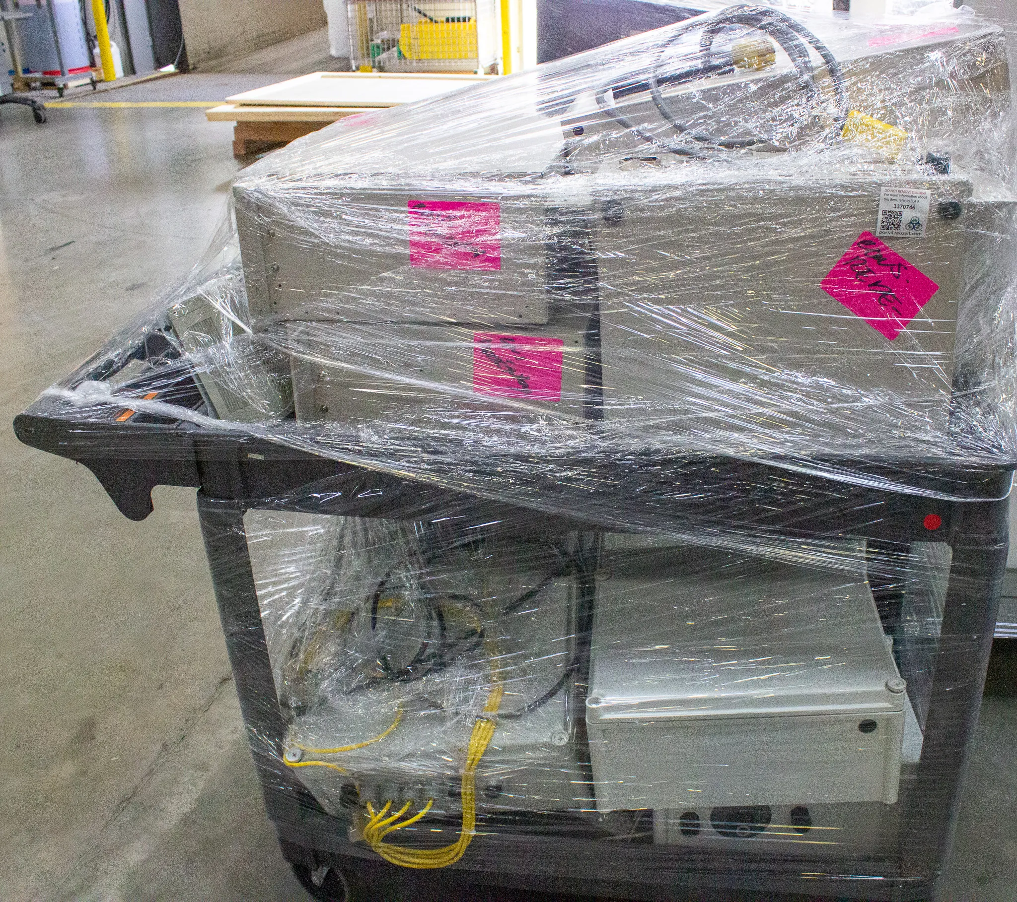 Epson Miscellaneous Cart of Robot Controllers (Storage)