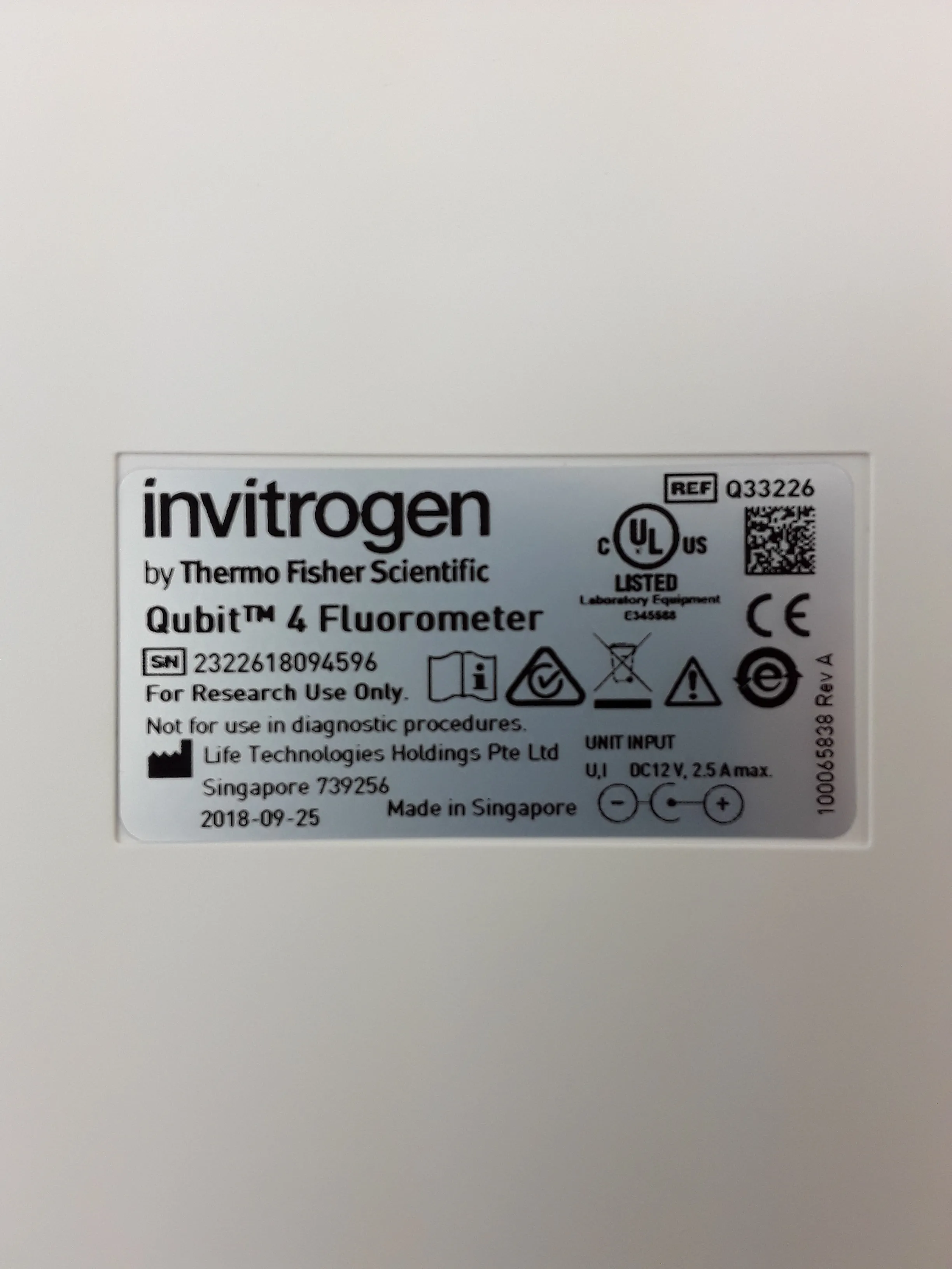 Thermo Scientific Invitrogen Qubit 4 Fluorometer