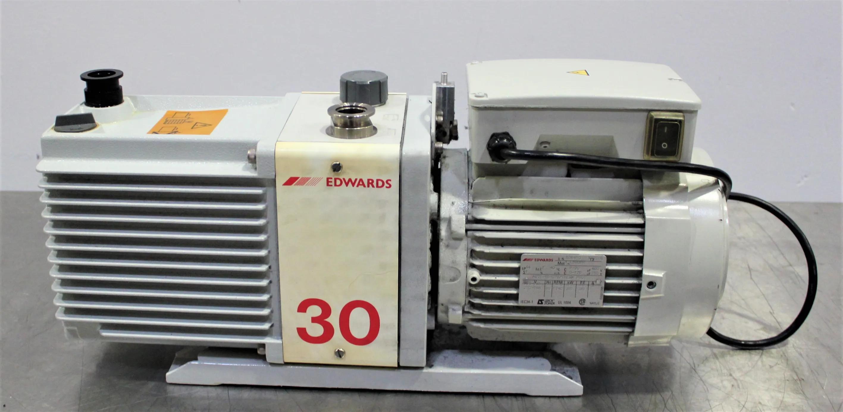 Edwards E2M30 Vacuum Pump