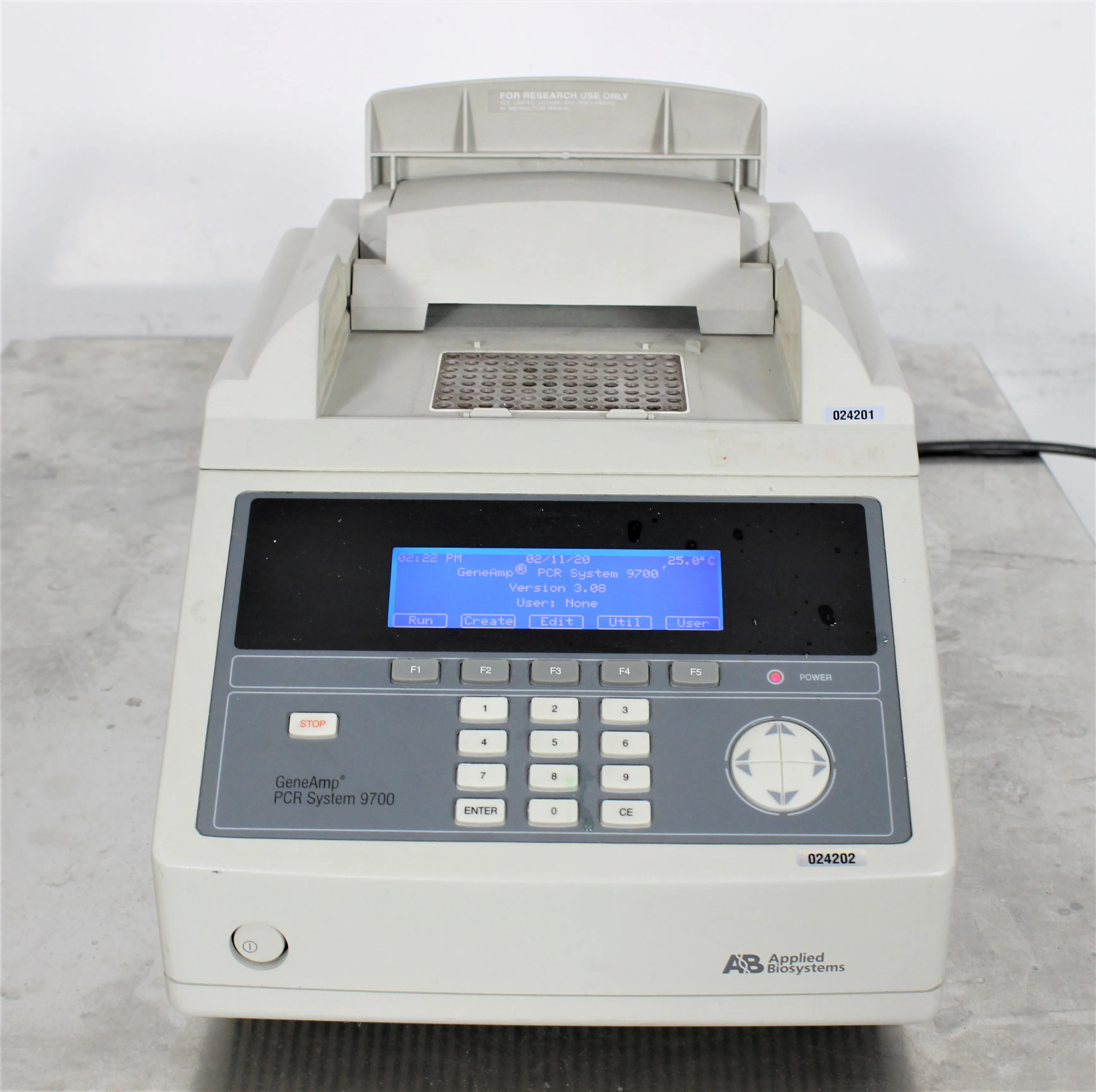 Applied Biosystems 9700 PCR Thermal Cycler N8050200