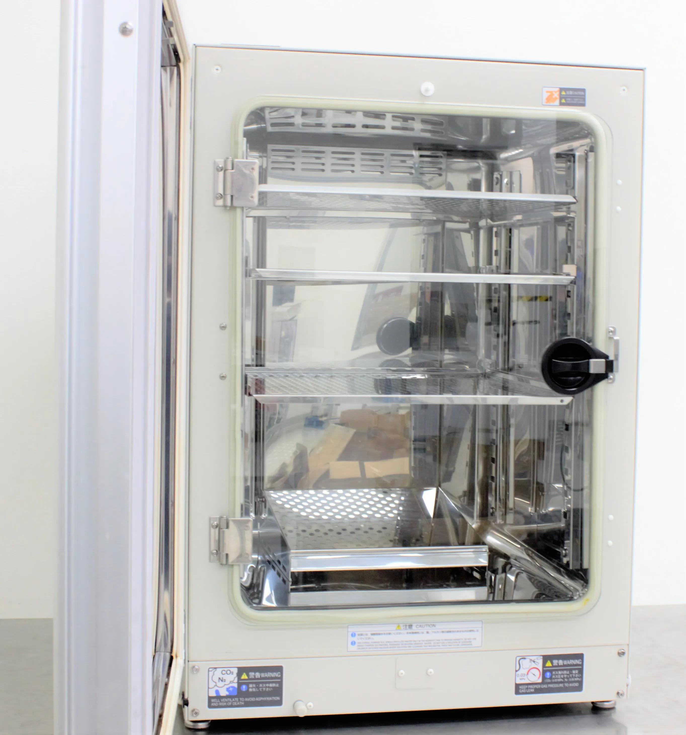 Sanyo MCO-19AIC(UV) CO2 Incubator 170L Used, Very Good Condition