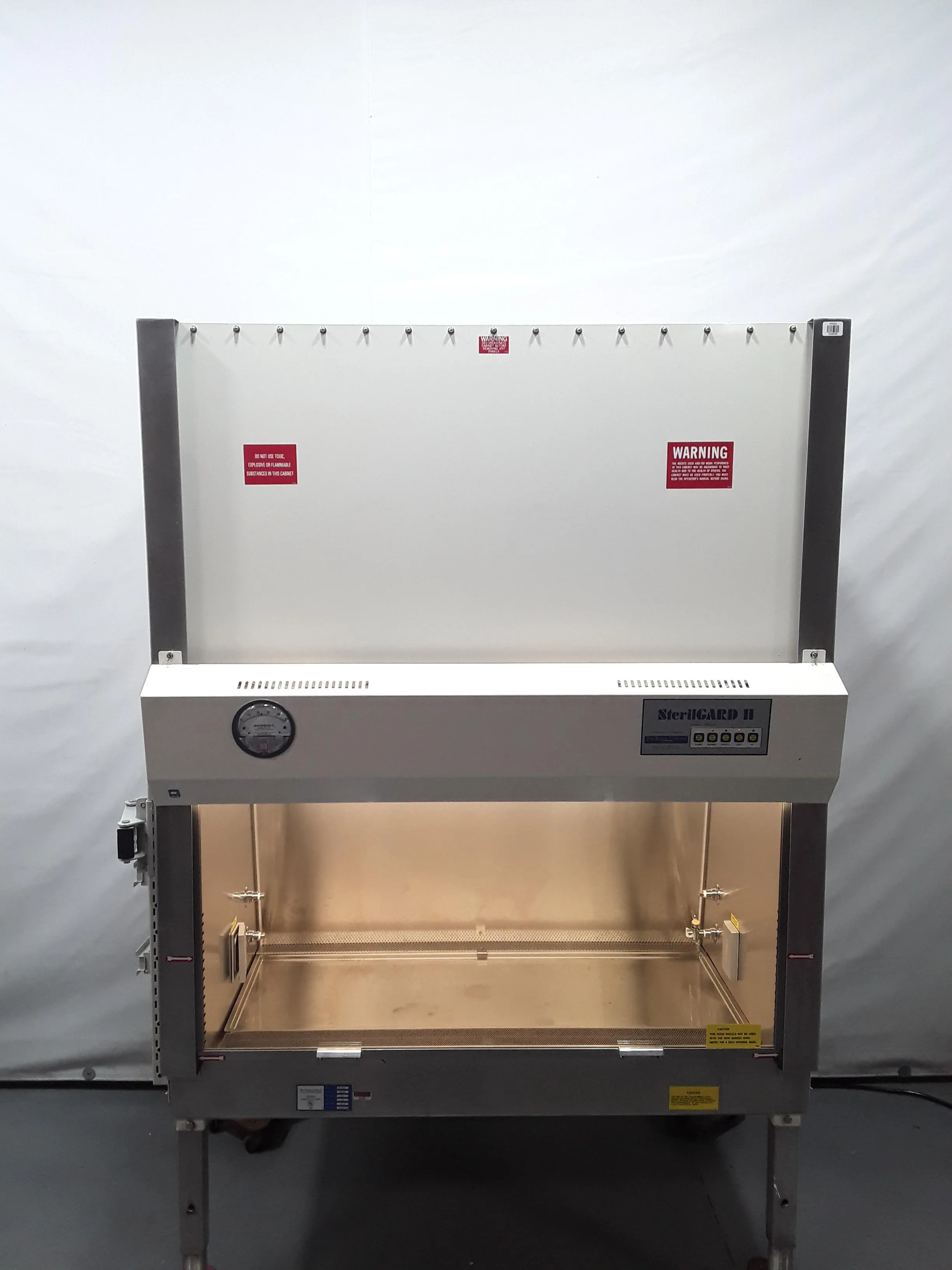 The Baker SterilGARD 400 (SG 400) Biological Safety Cabinet - Class 2 Used Laboratory Equipment