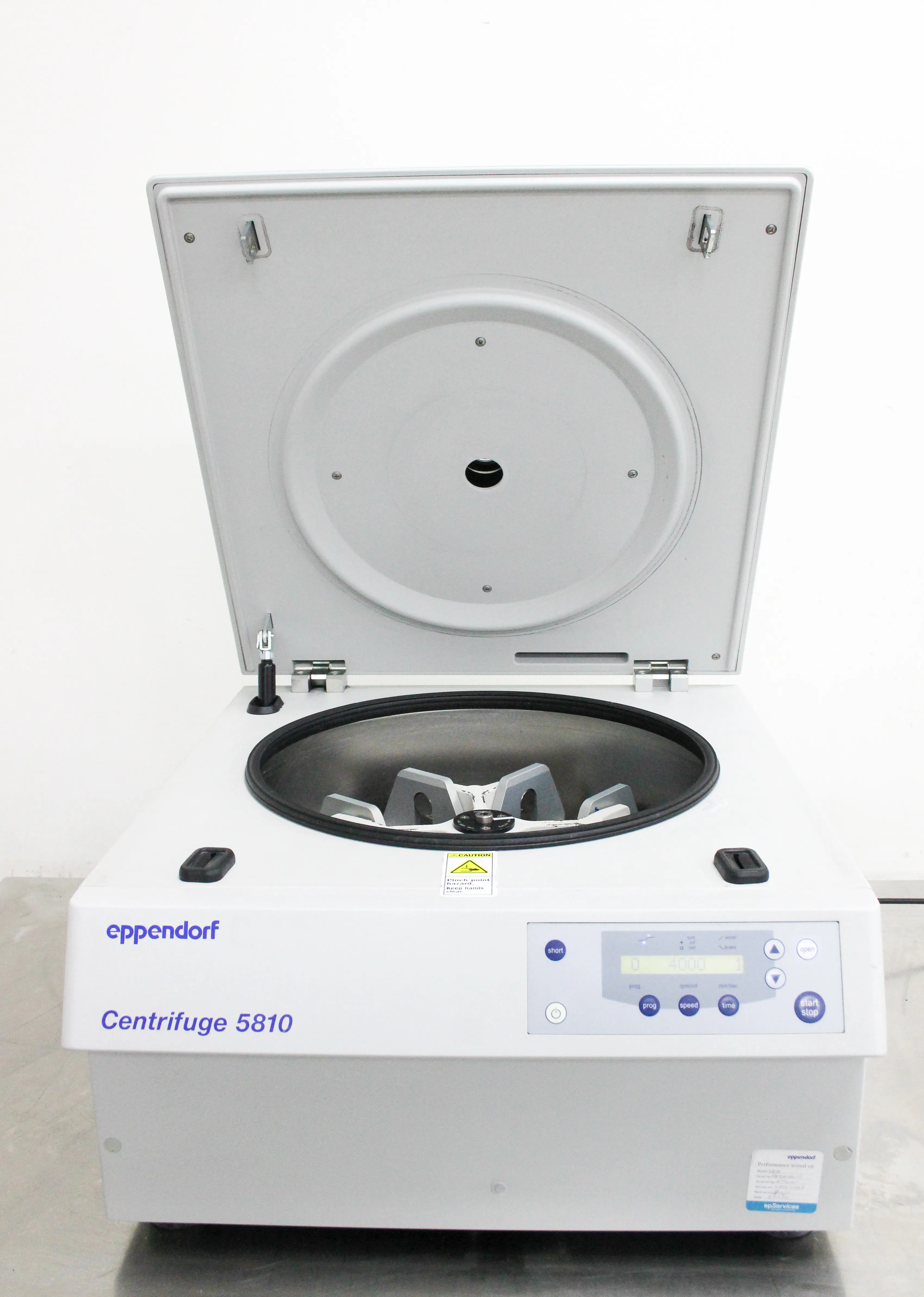 Eppendorf Benchtop Centrifuge Model 5810 with A-4-81 Swing Bucket Rotor