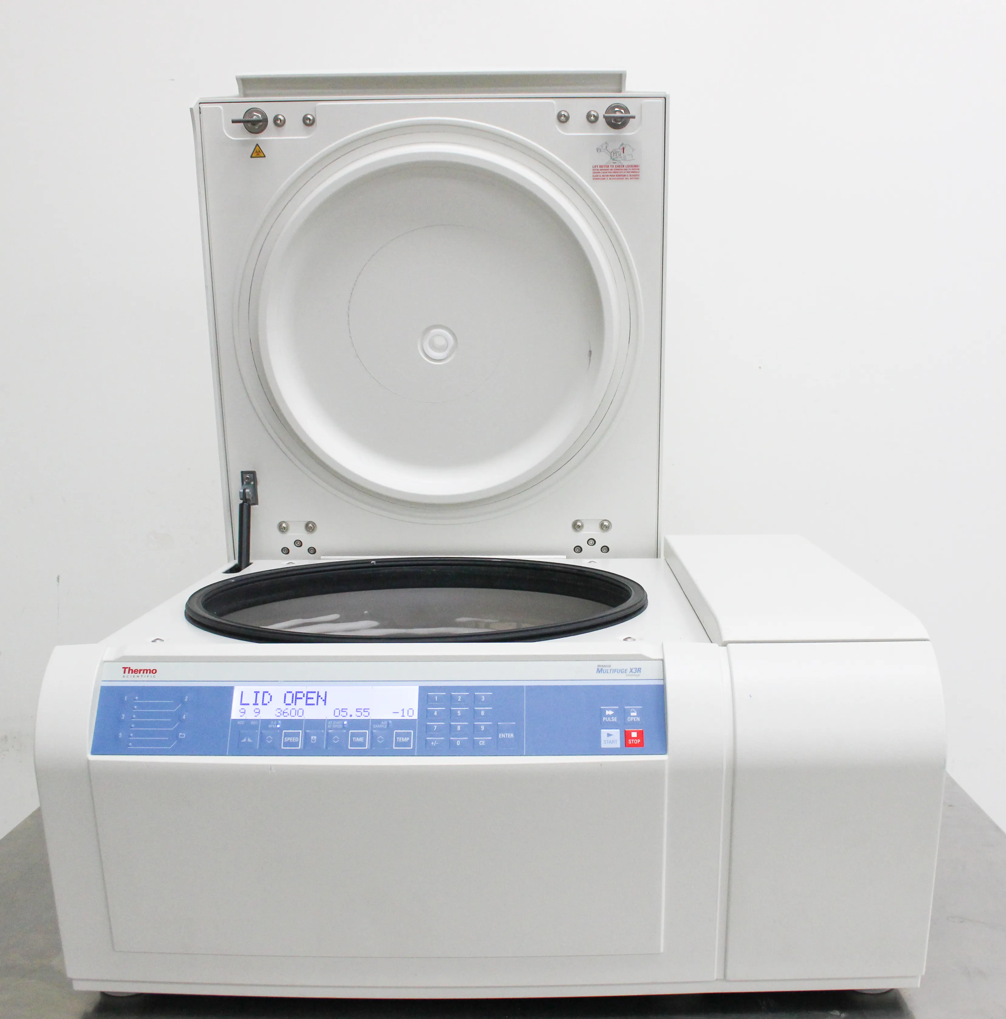 Thermo Fisher Scientific Heraeus Multifuge X3R Benchtop Centrifuge