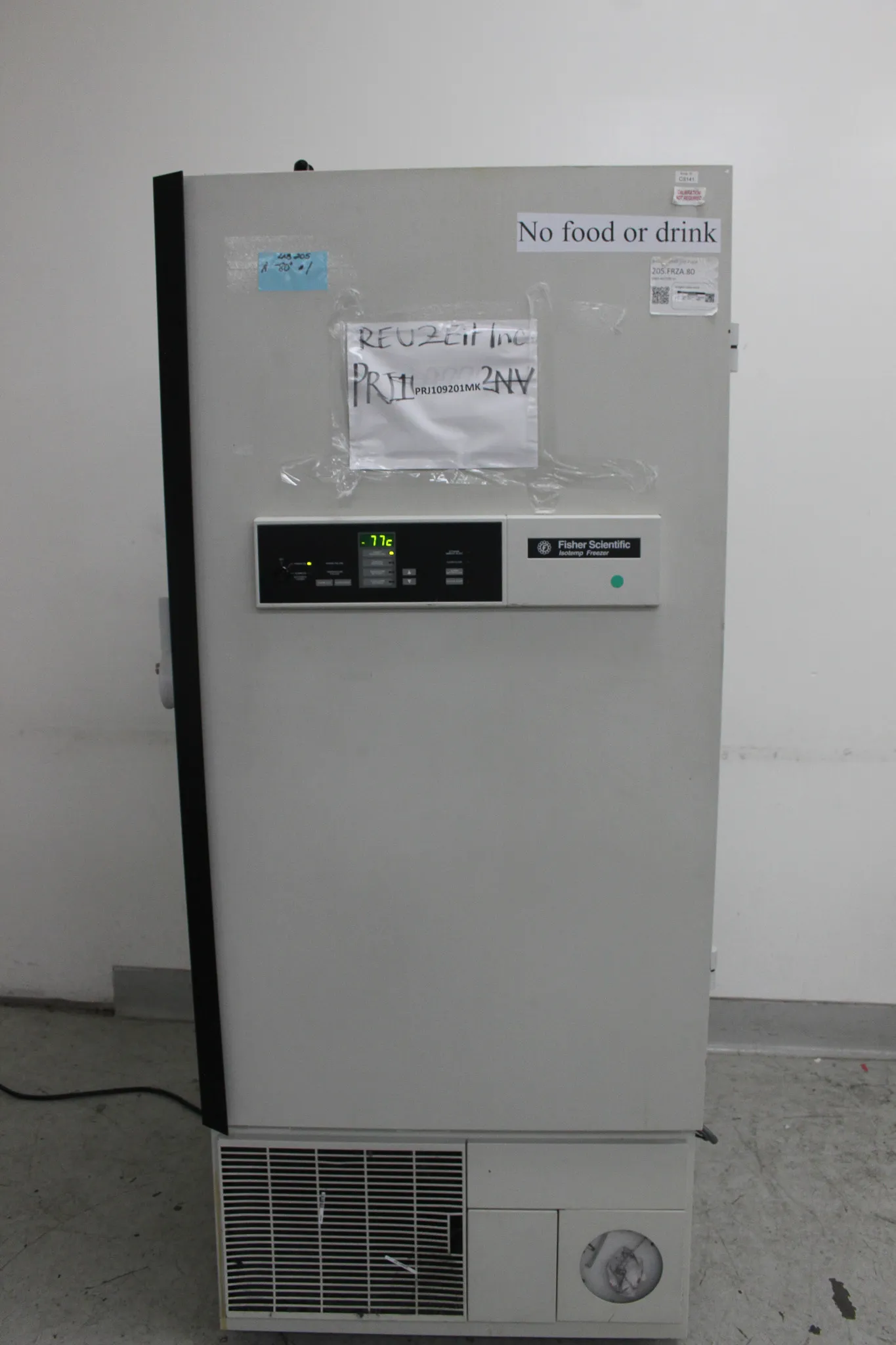 Fisher Scientific IsoTemp Ultra Low Temperature -80C Freezer Model I81URCA29